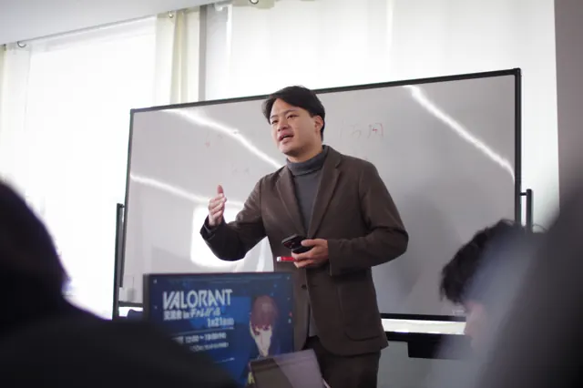 ホワイトボードを使った説明